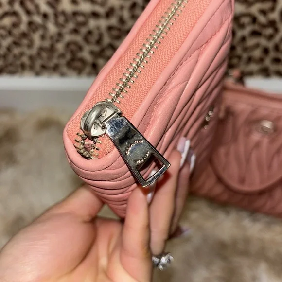 Coach Pink Quilted Women's Wallet - Picture 4 of 9